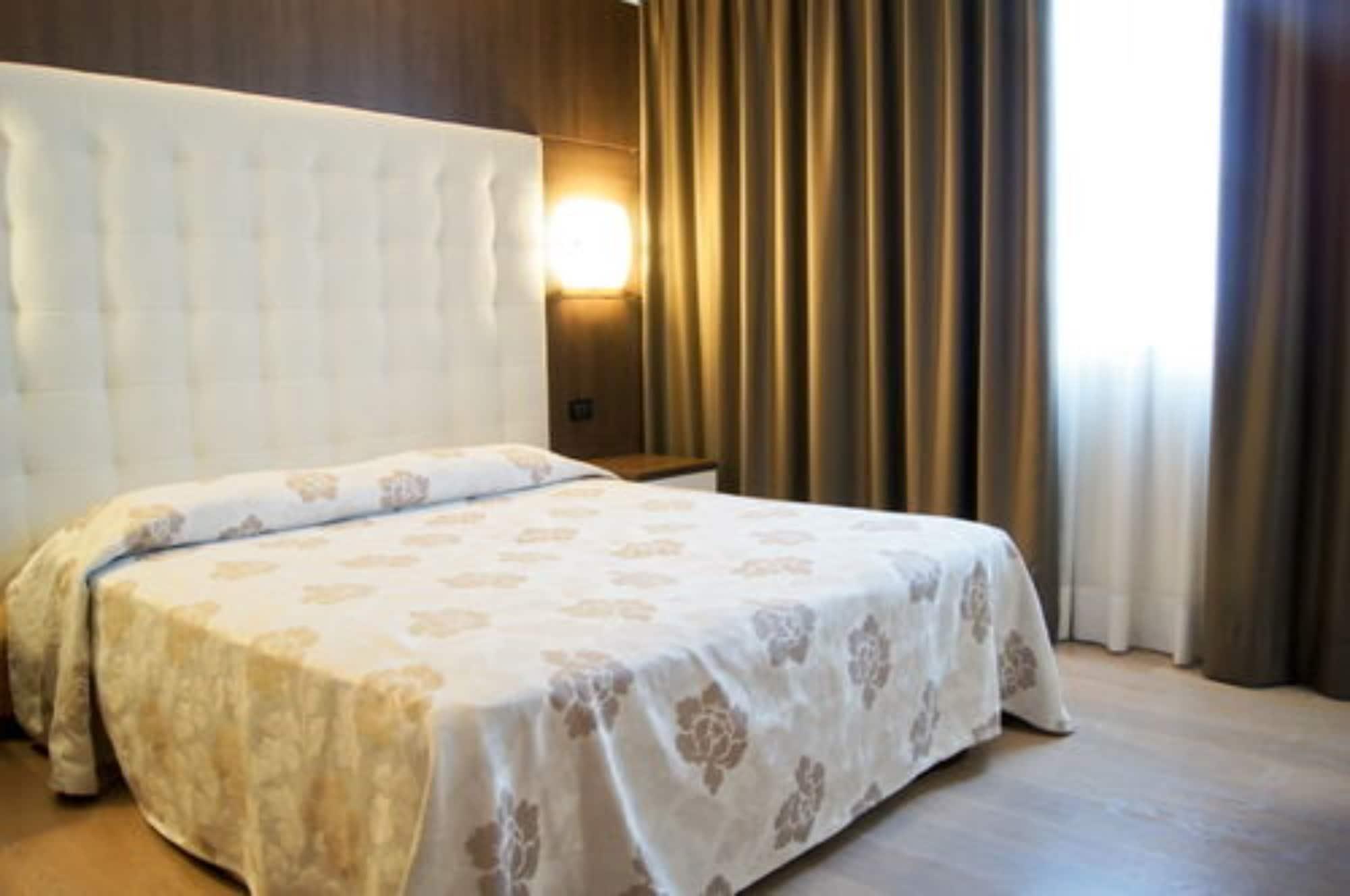 Hotel Victoria Vicenza Esterno foto